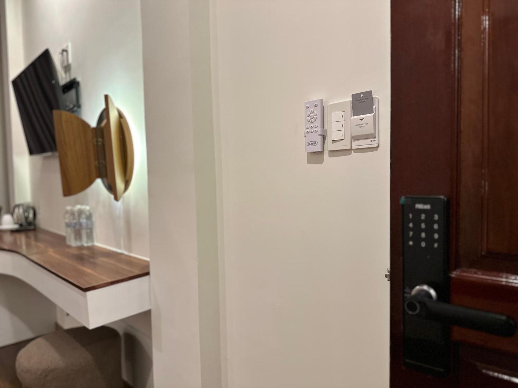 Hong Nhan Hotel ダラット エクステリア 写真
