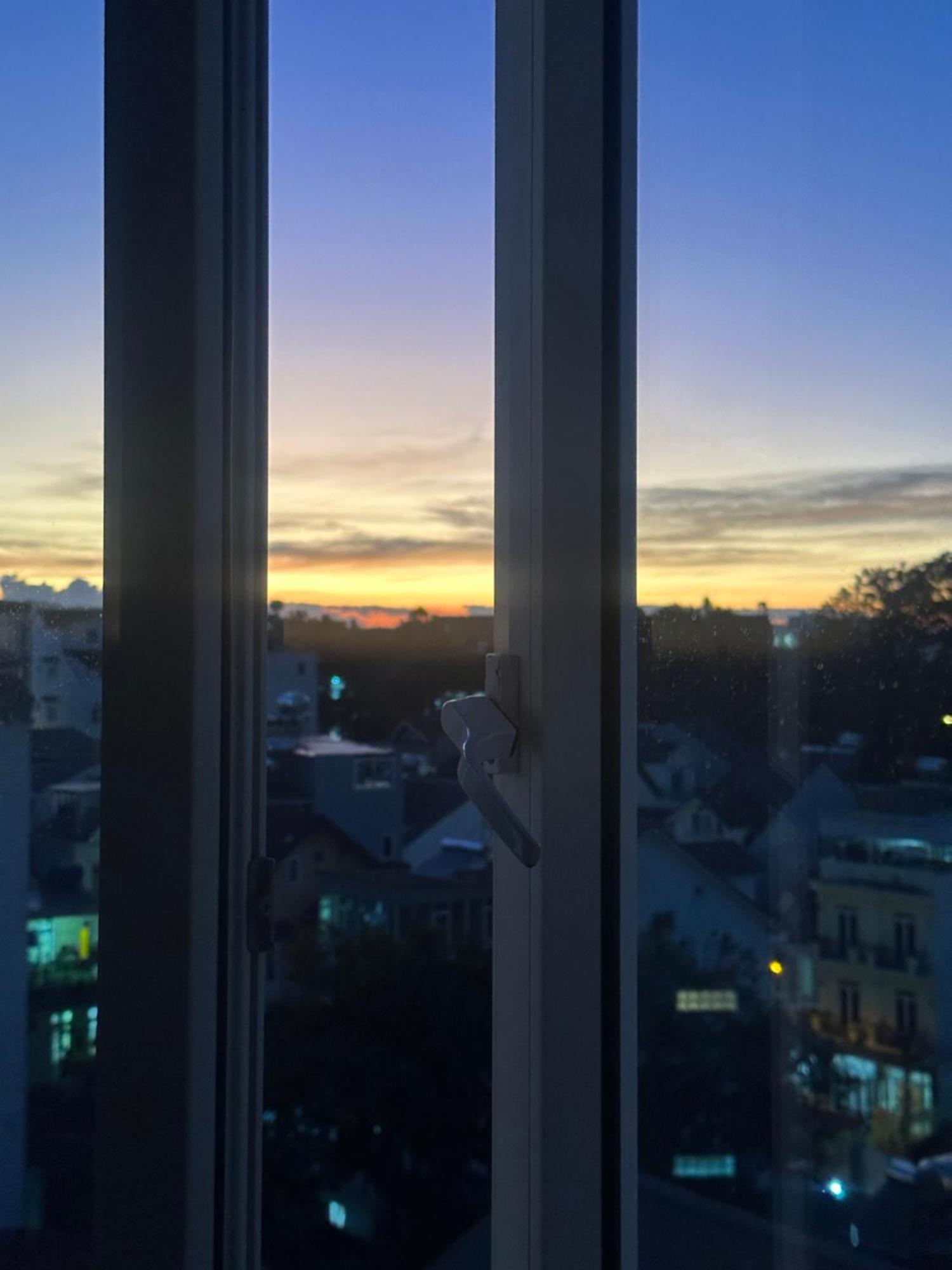 Hong Nhan Hotel ダラット エクステリア 写真
